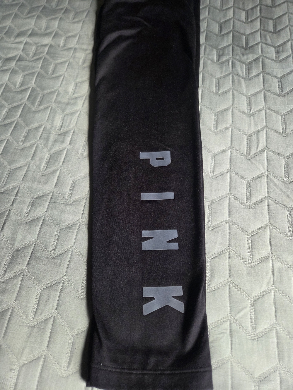 PINK Victoria's Secret Black Logo Leggings - Women's High-Rise Active Leggings - Picture 3 of 5